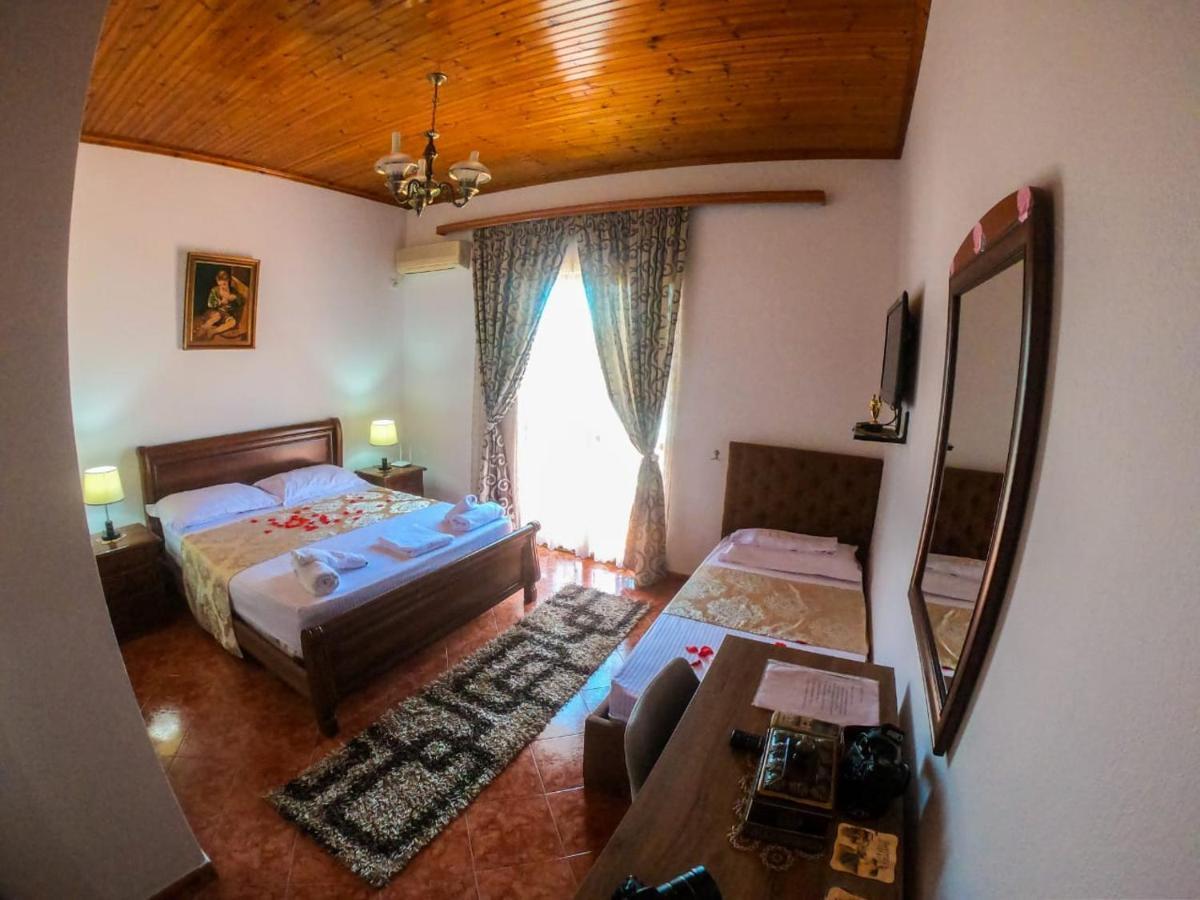 Rezidenca Aurel Center Villa Berat Exterior photo