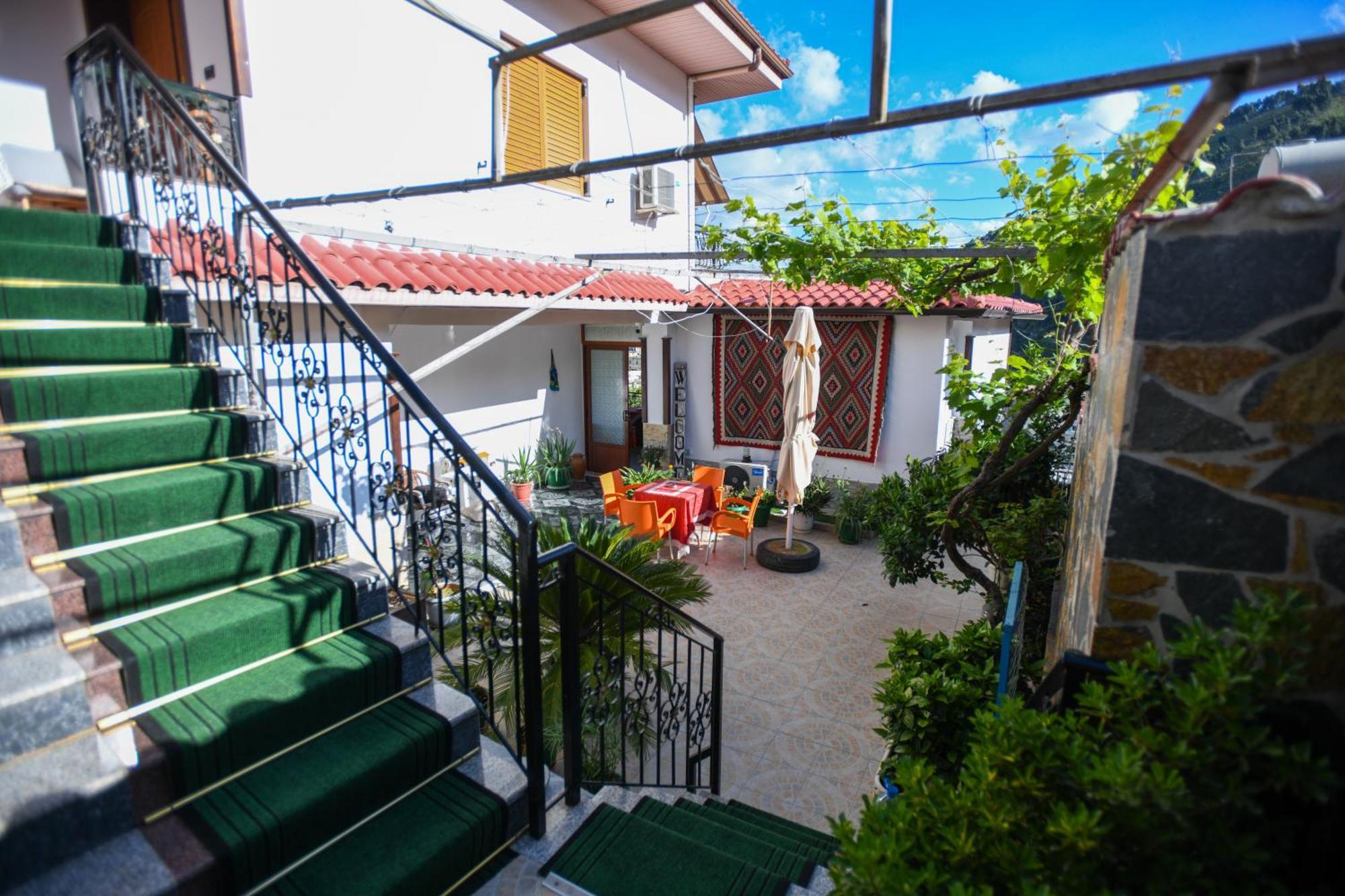 Rezidenca Aurel Center Villa Berat Exterior photo