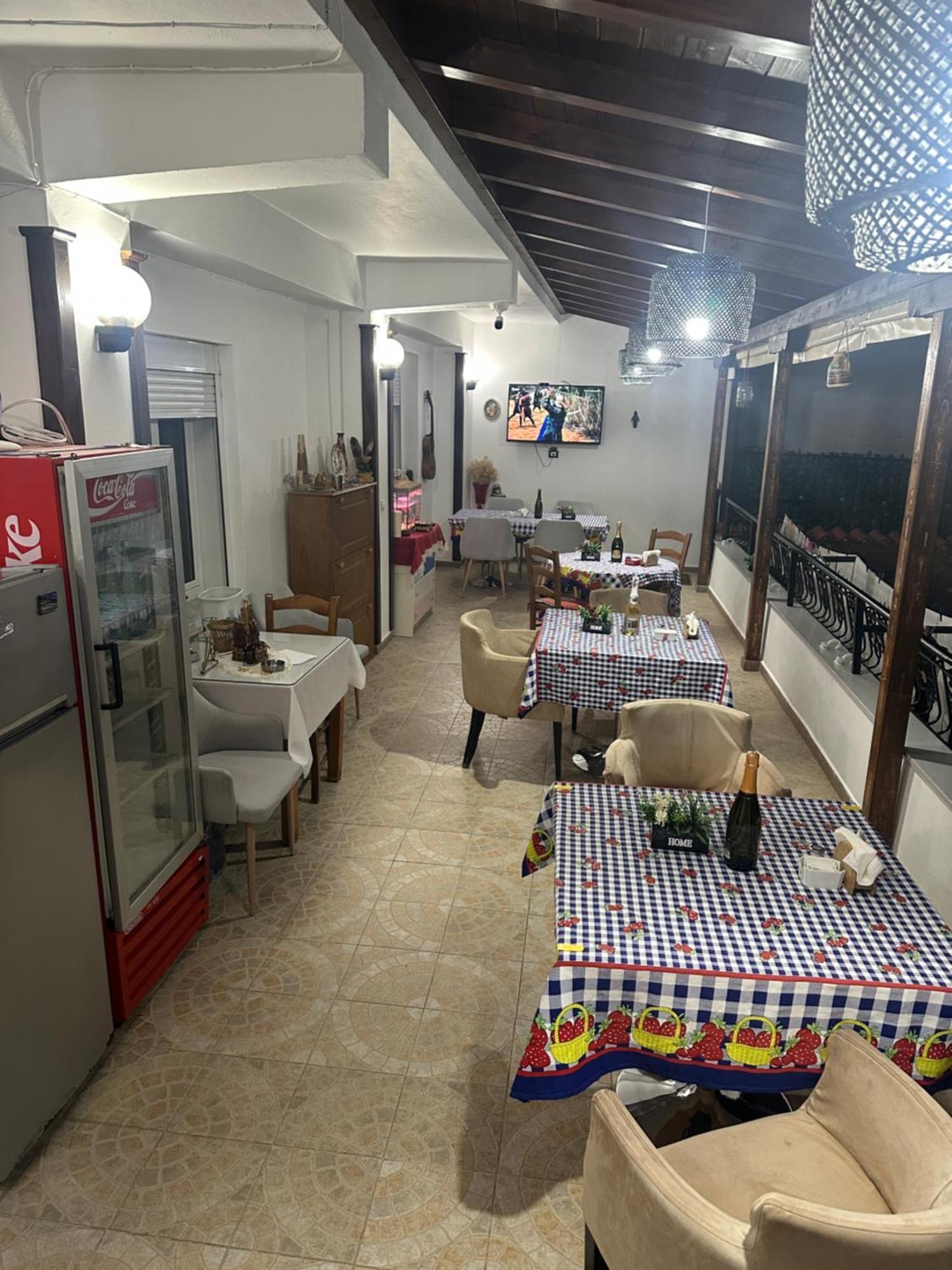 Rezidenca Aurel Center Villa Berat Exterior photo
